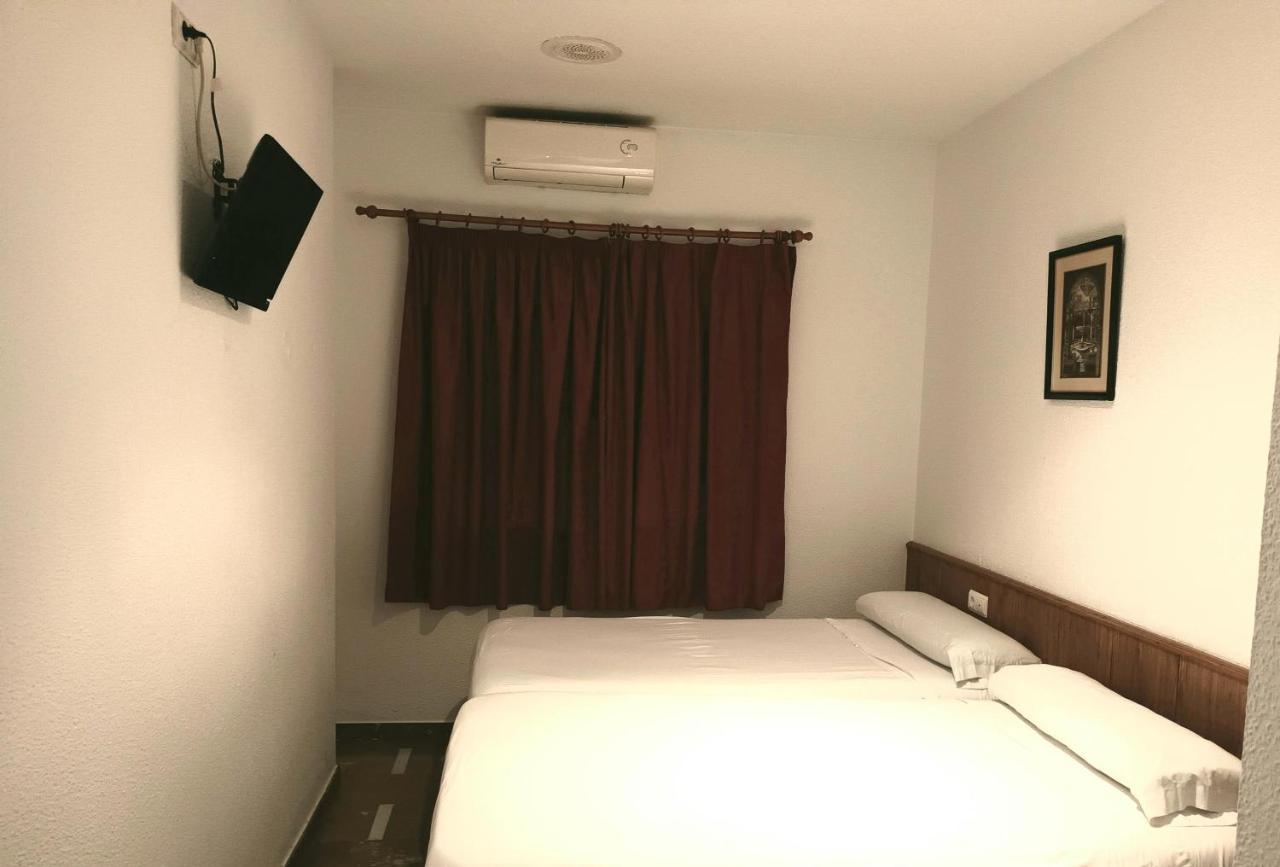 Hotel Las Yucas Atarfe المظهر الخارجي الصورة