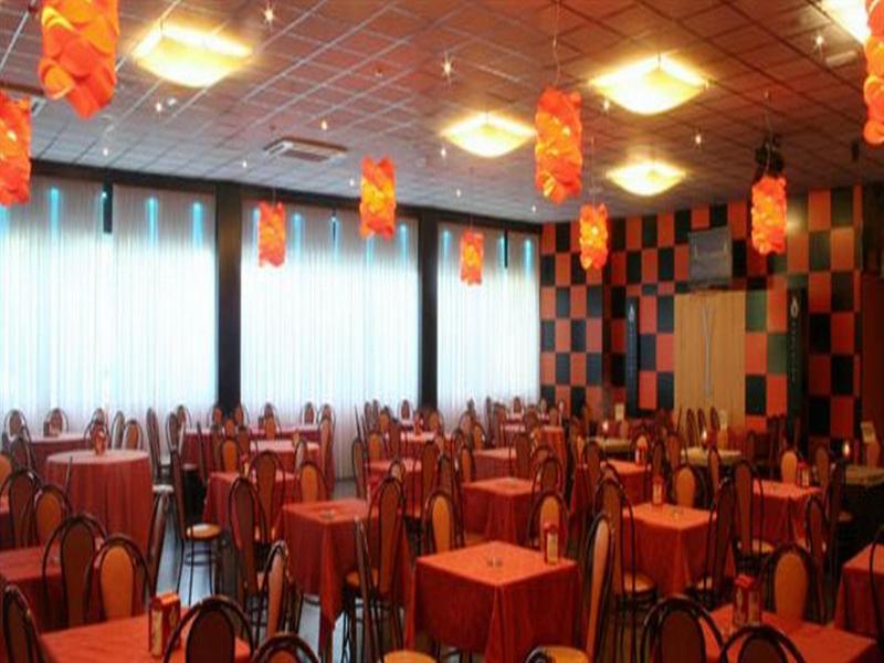 Hotel Las Yucas Atarfe المظهر الخارجي الصورة