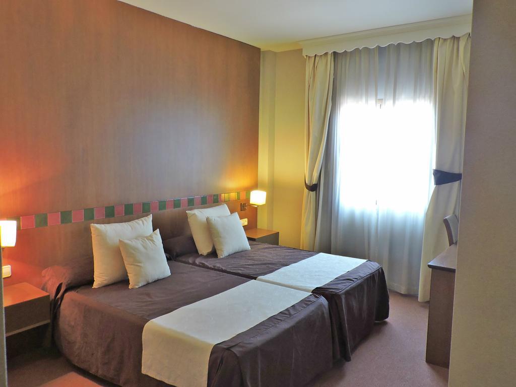 Hotel Las Yucas Atarfe المظهر الخارجي الصورة