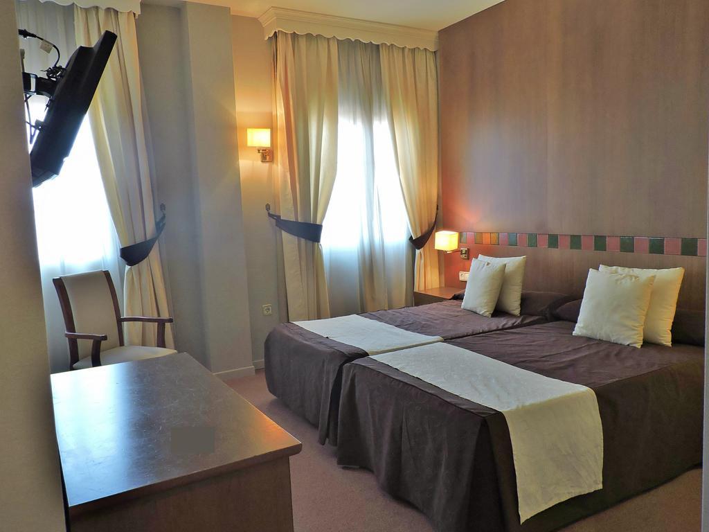 Hotel Las Yucas Atarfe المظهر الخارجي الصورة