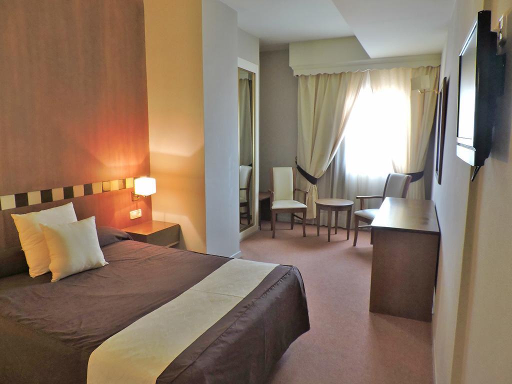 Hotel Las Yucas Atarfe المظهر الخارجي الصورة